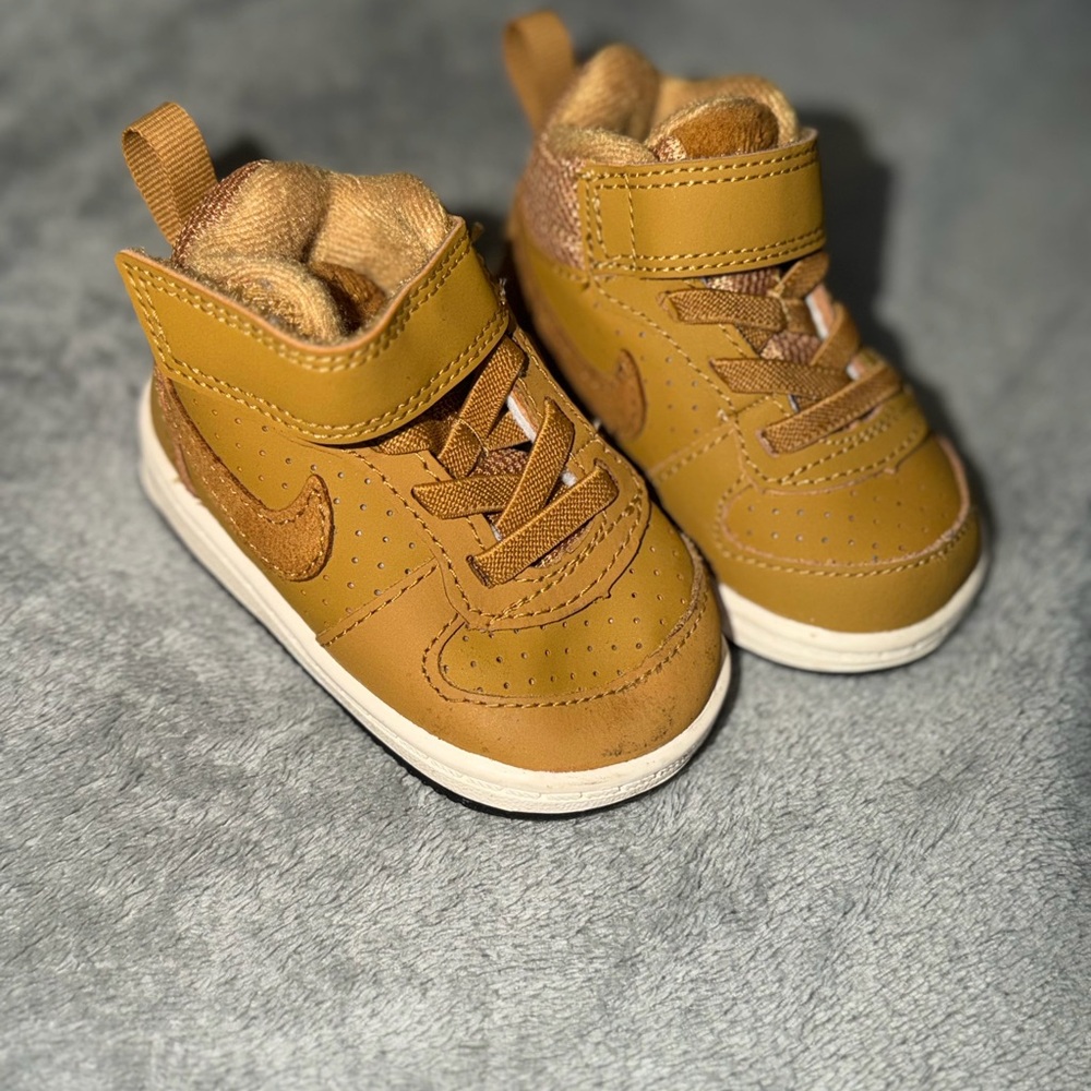 Nike Tan Kids Sneakers